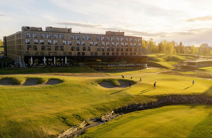 facade-golf-court-lily-country-club