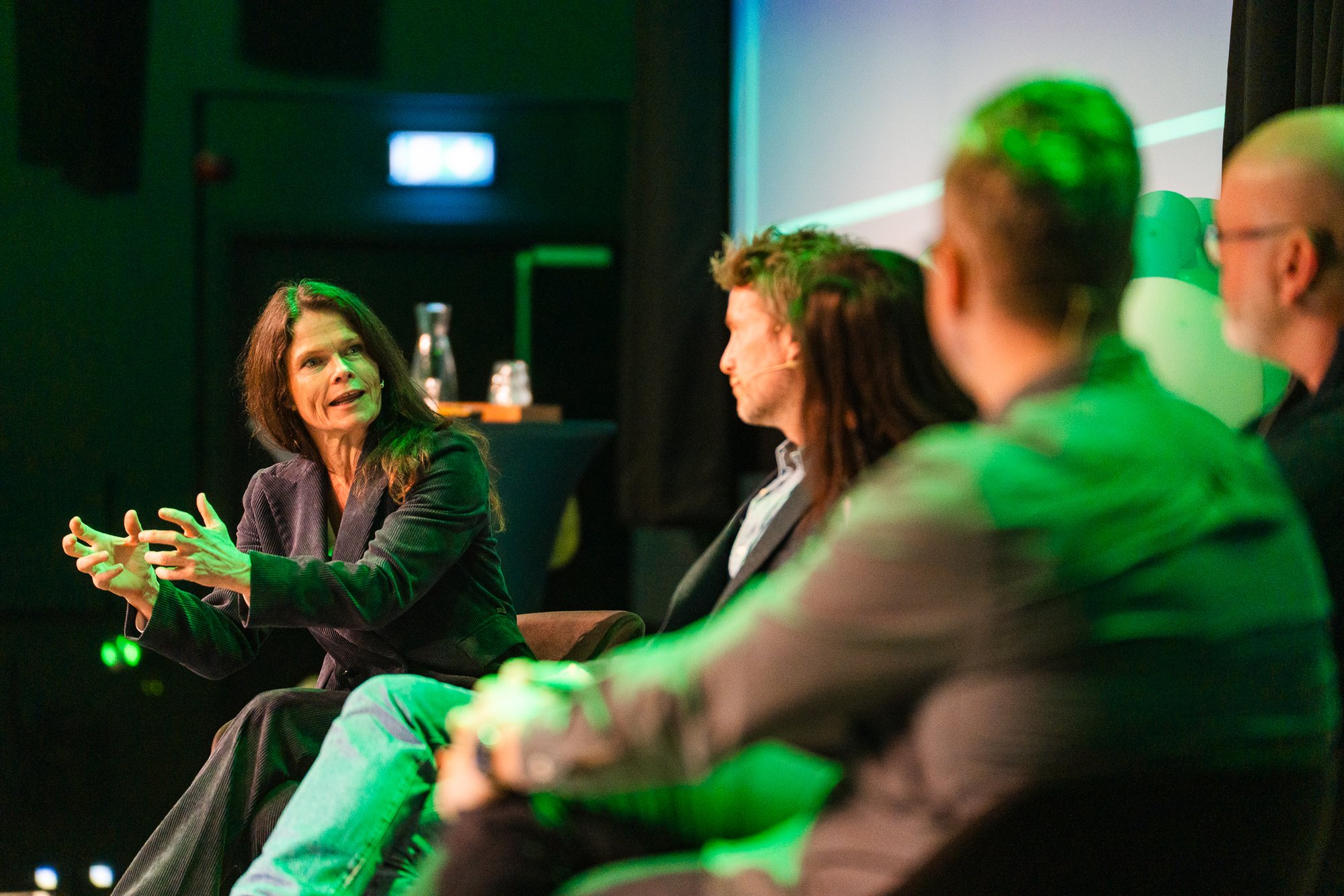 A7409983